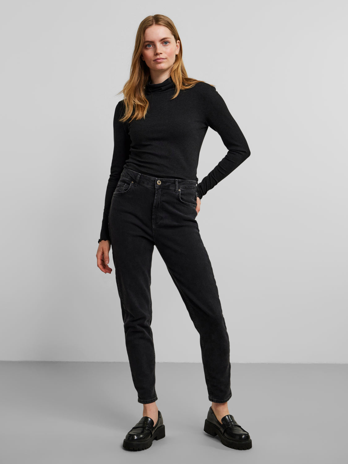 PCLICCA Pullover - Black